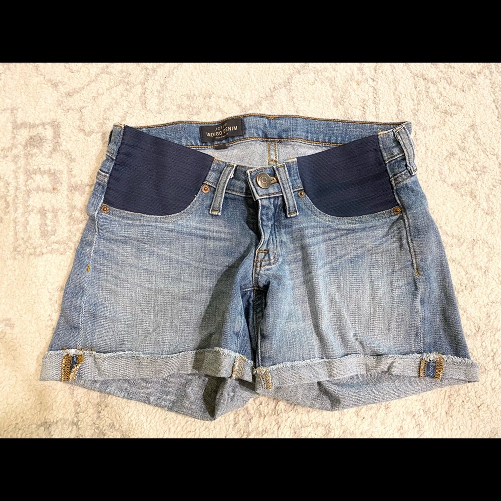 J Crew maternity shorts size 27 fits like 26